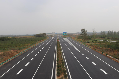 滁州至淮南高速公路滁州至定遠(yuǎn)段路面工程順利通過(guò)交工驗(yàn)收