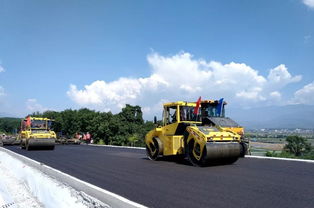 臨清高速公路孟定段進入路面施工階段